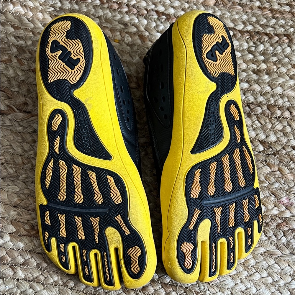 Fila Black and Yellow Athletic Shoes - Picture 2 of 5